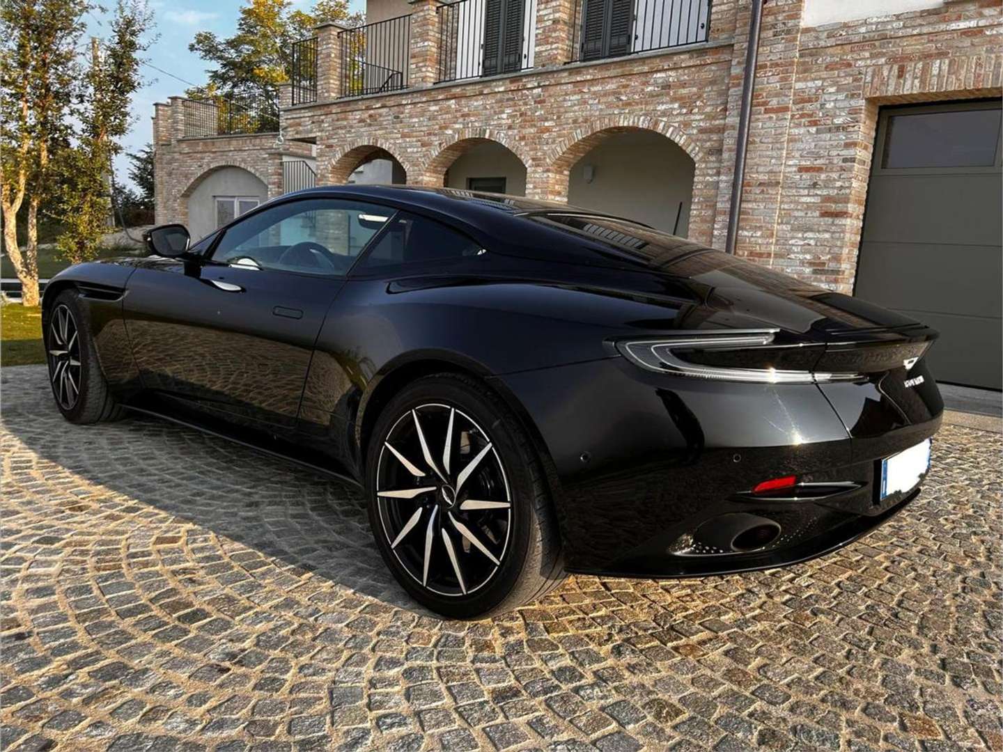 Aston Martin DB11 Coupé V8 - 2018 - Joinsteer - #8