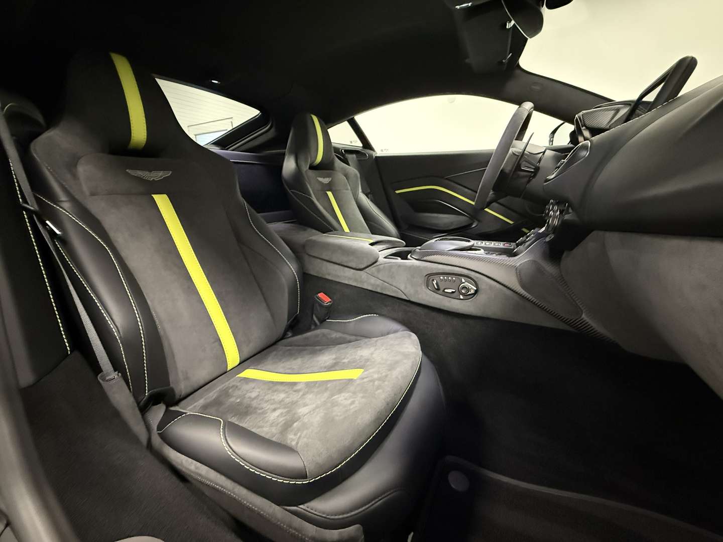 Aston Martin V8 Coupé F1 Edition - 2022 - Joinsteer - #11