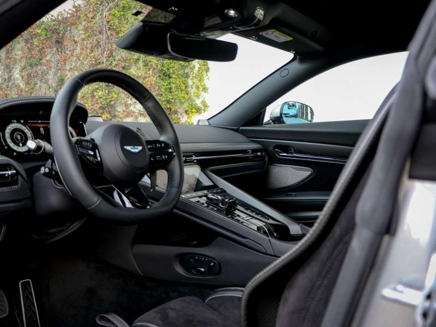 Aston Martin DB12 V8 4.0 680ch BVA8 - 2024 - Joinsteer - #3