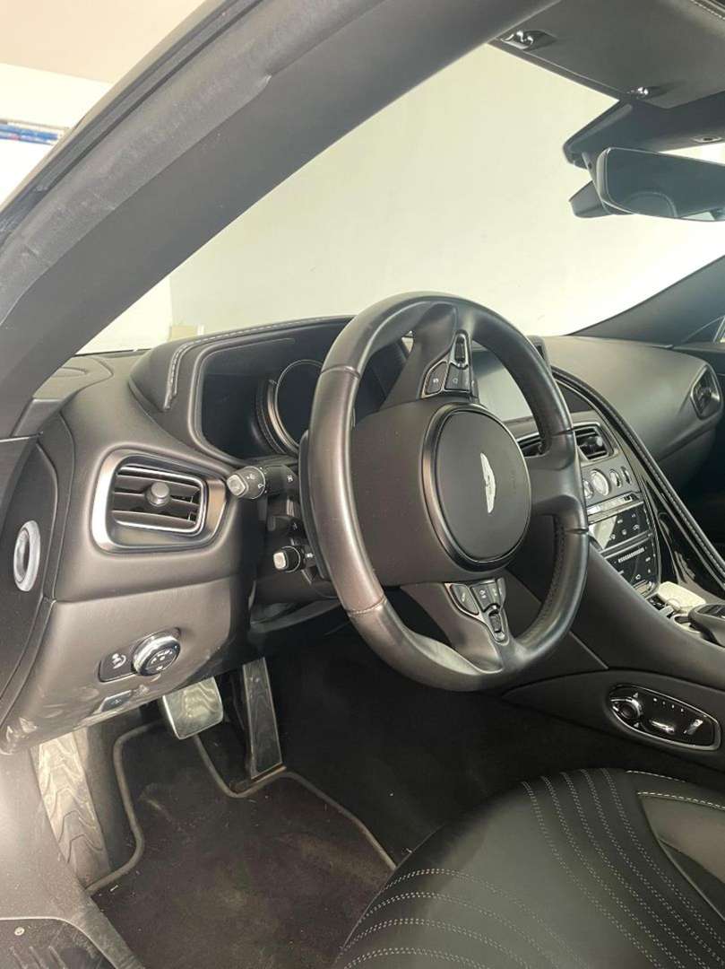 Aston Martin DB11 Coupé V8 - 2018 - Joinsteer - #11