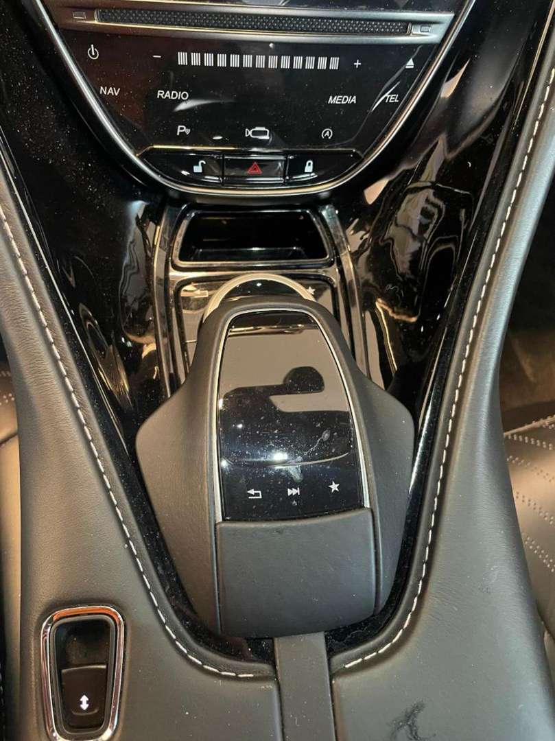 Aston Martin DB11 Coupé V8 - 2018 - Joinsteer - #14