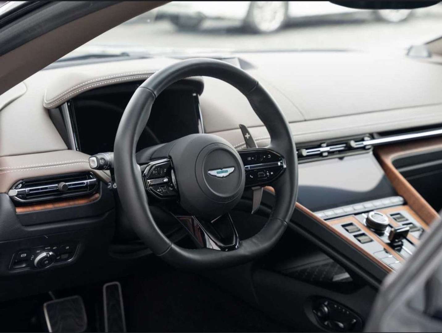 Aston Martin DB12 Carbone Extérieur - 2024 - Joinsteer - #15