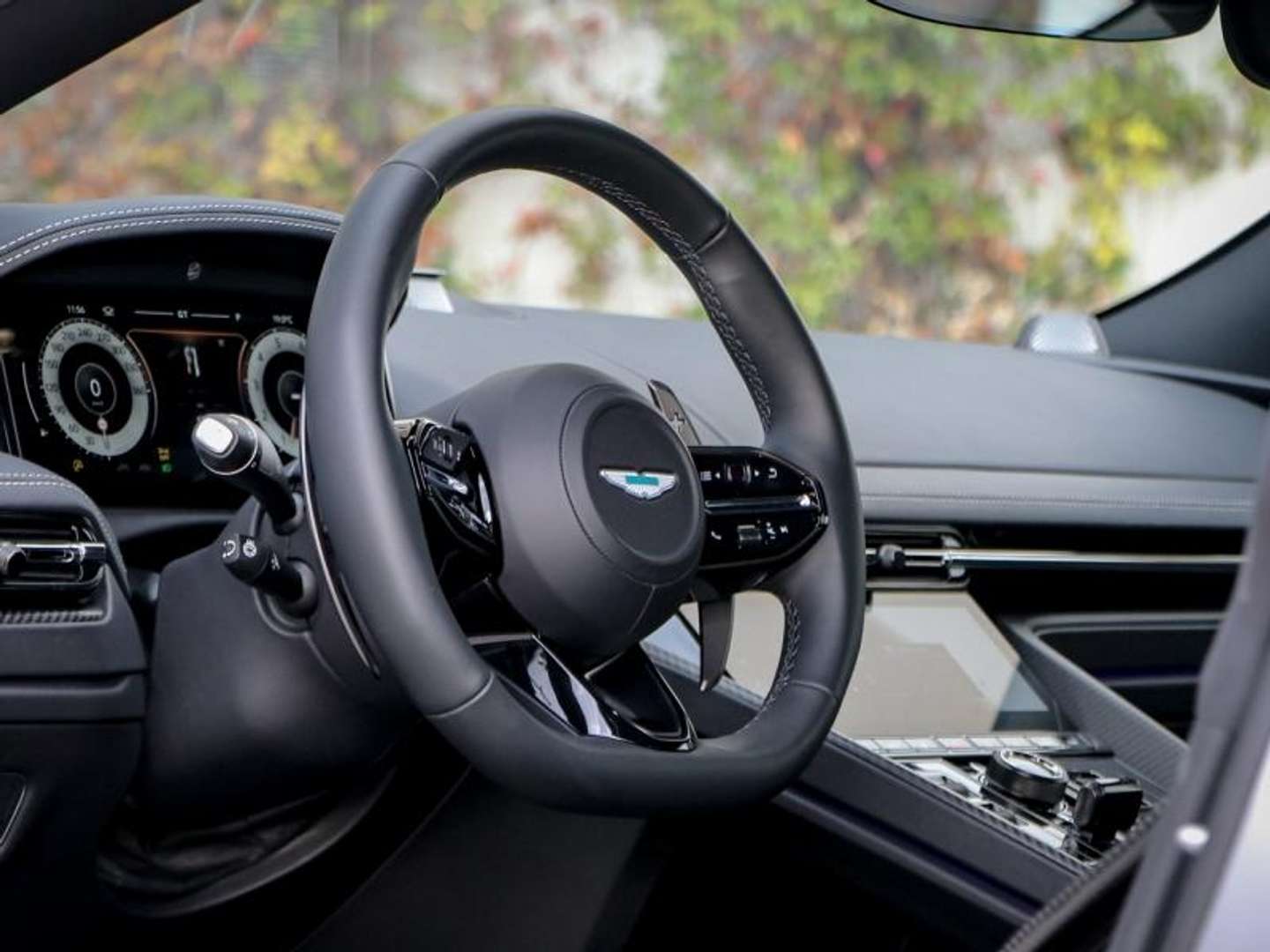 Aston Martin DB12 V8 4.0 680ch BVA8 - 2024 - Joinsteer - #16