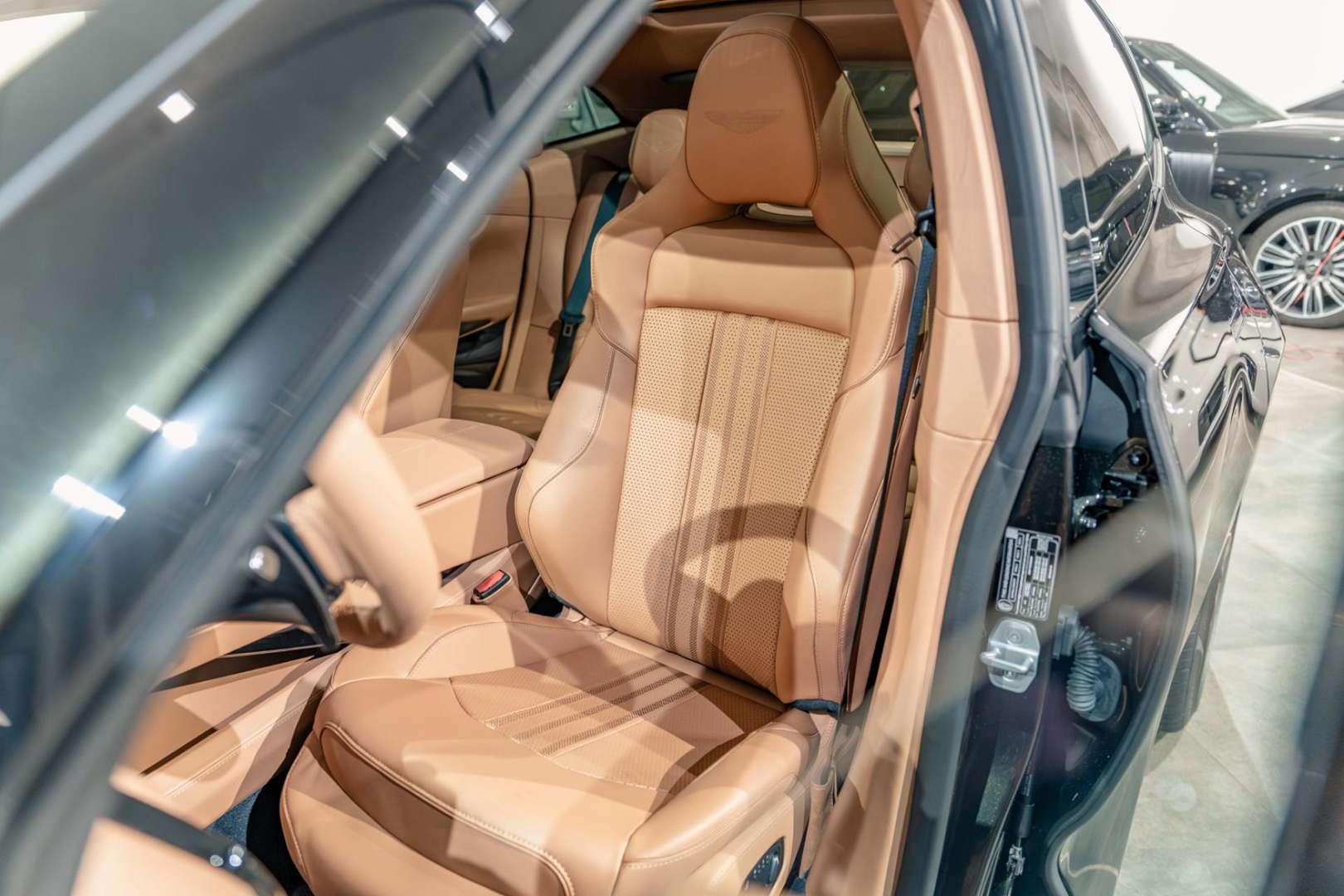 Aston Martin DBX 707 - 2026 - Joinsteer - #22