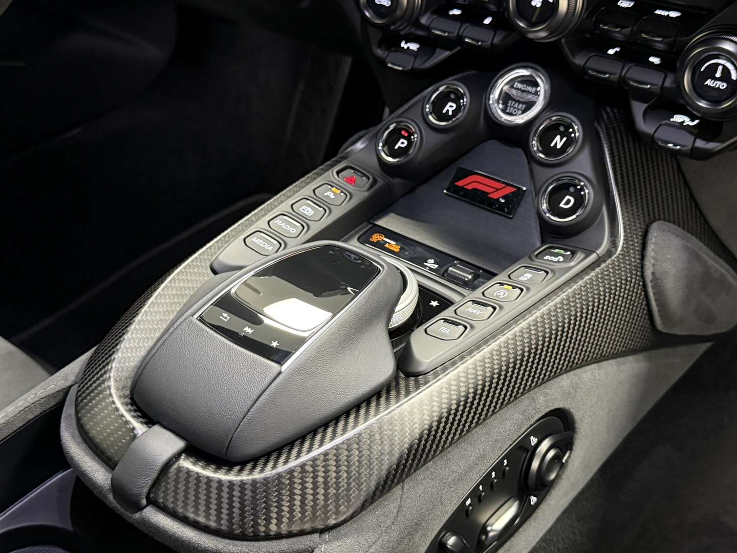 Aston Martin V8 Coupé F1 Edition - 2022 - Joinsteer - #28