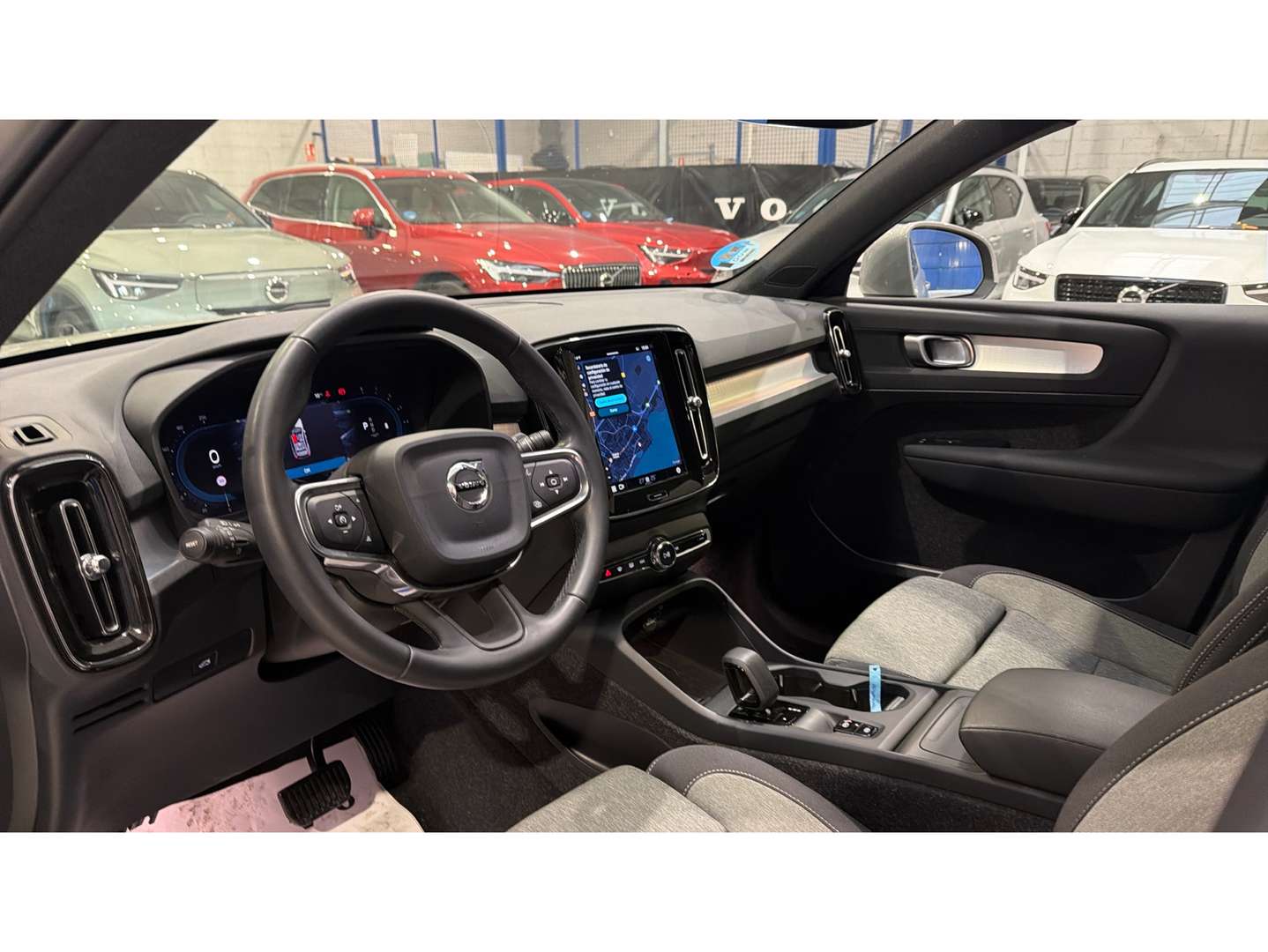 Volvo XC40 B3 Core - 2024 - Joinsteer - #4