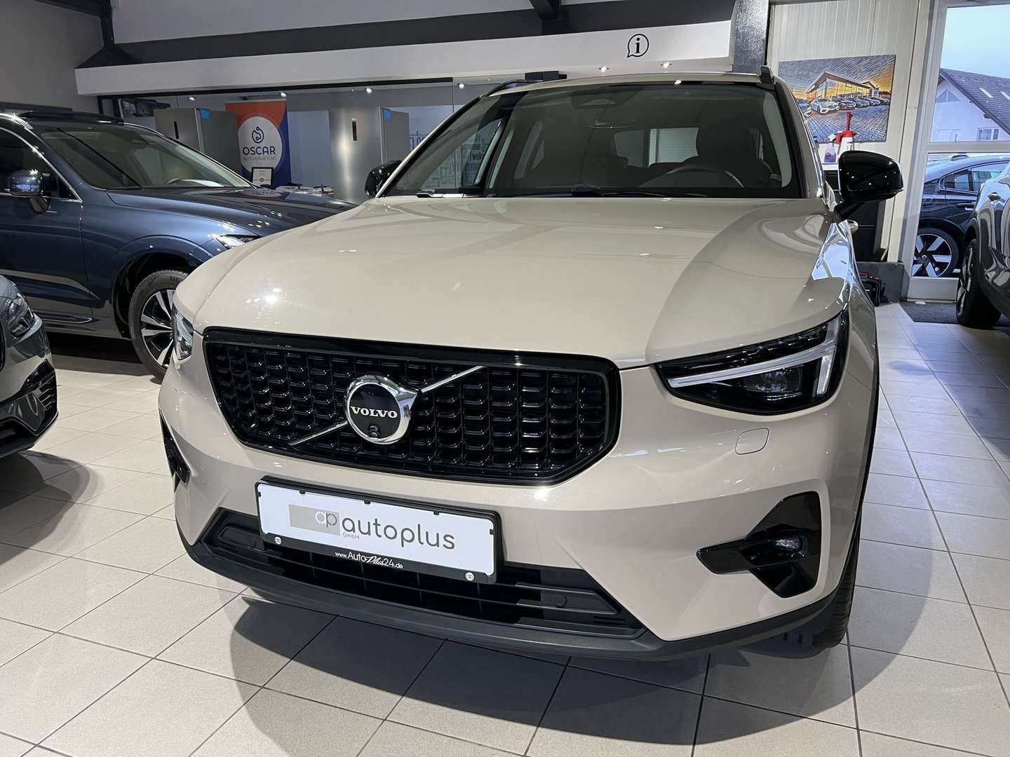Volvo XC40 B3 Plus - 2024 - Joinsteer - #1