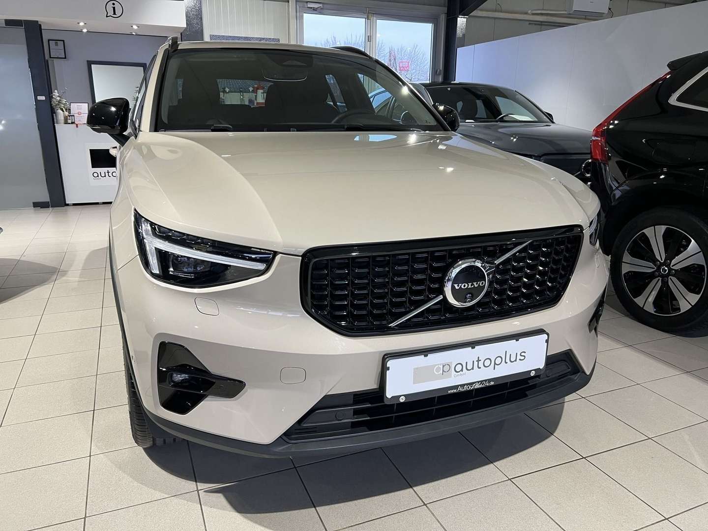Volvo XC40 B3 Plus - 2024 - Joinsteer - #3