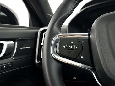 Volvo C40 Recharge — photo 17