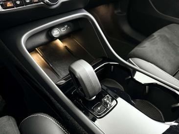 Volvo C40 Recharge — photo 19