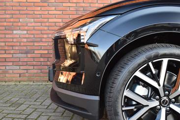 Volvo EX30 Twin Motor — photo 12