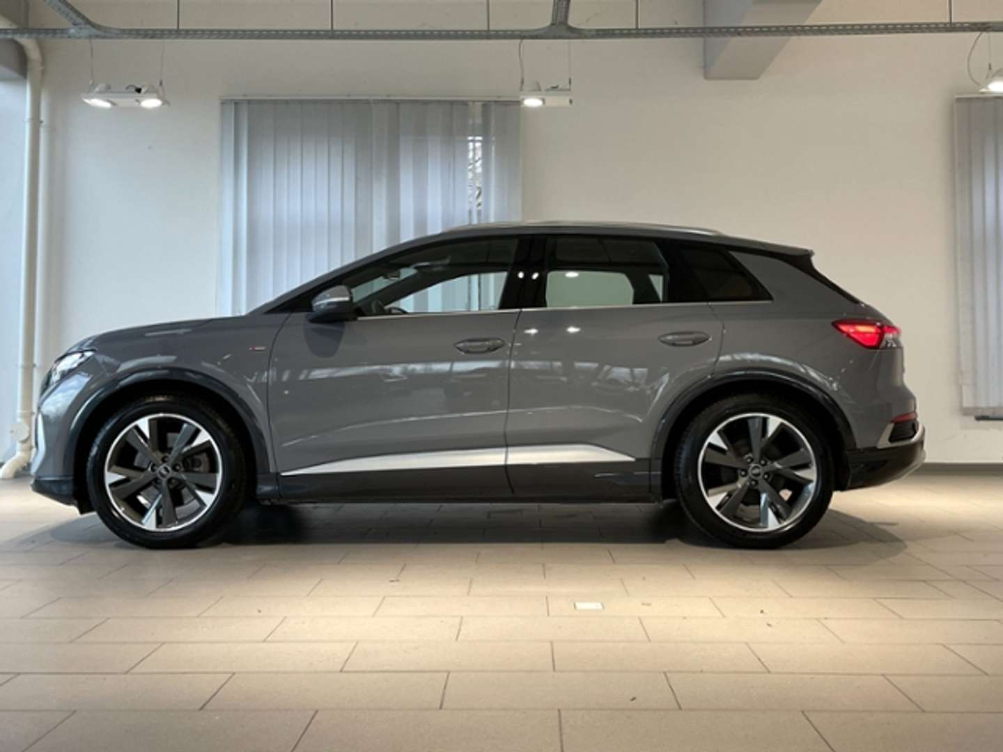 Audi 40 E-tron S Line - 2022 - Joinsteer - #3