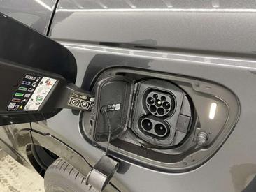 Land Rover Discovery Sport P270e Dynamic SE AWD Auto 25.5MY — photo 21