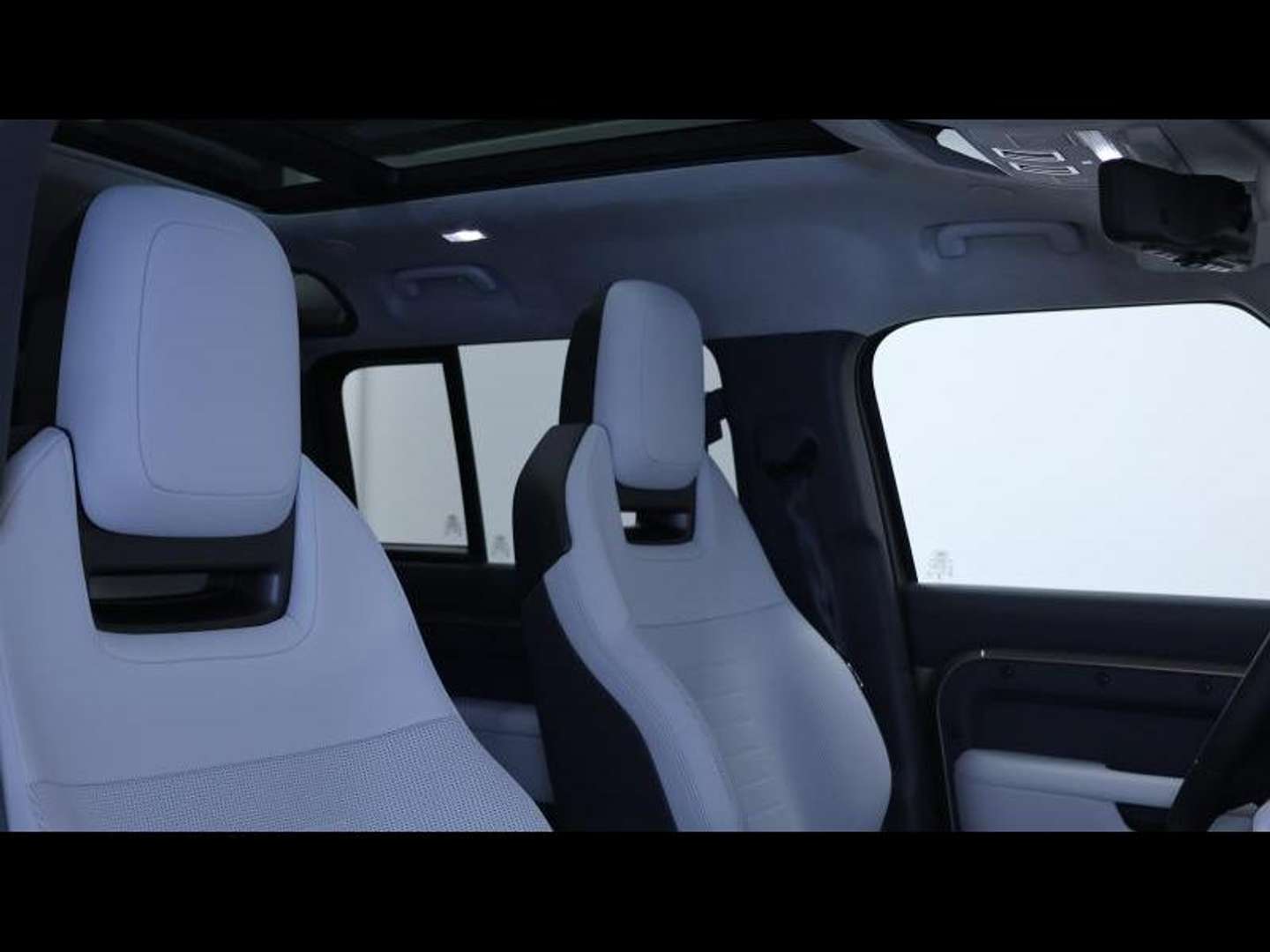 Land Rover Defender P635 OCTA - 2025 - Joinsteer - #12