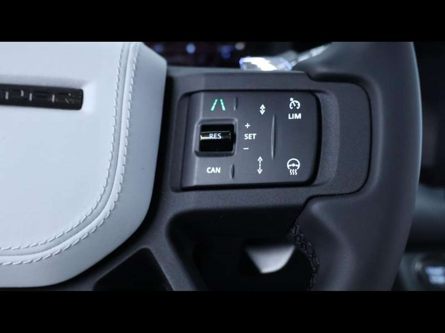 Land Rover Defender P635 OCTA - 2025 - Joinsteer - #17