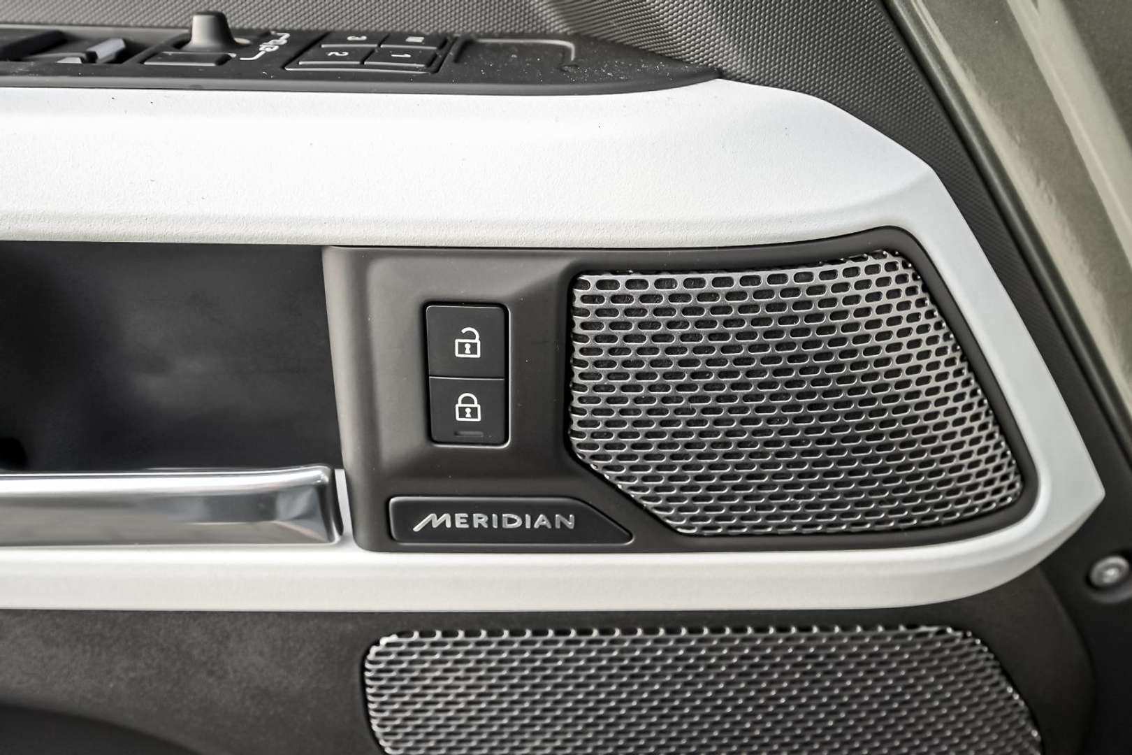 Land Rover Defender 90 SE 3.0 Diesel D250 - 2024 - Joinsteer - #17