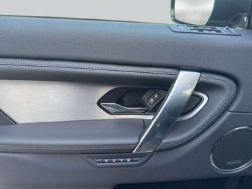 Land Rover Discovery Sport D200 Dynamic SE — photo 14