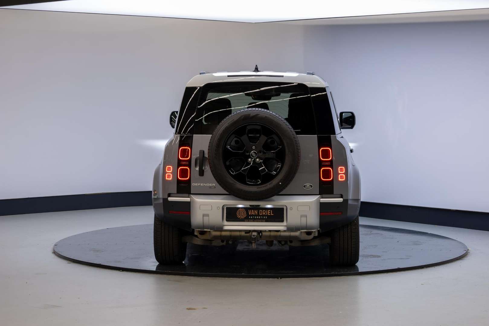 Land Rover Defender 110 Cold Climate | Trekhaak | 360 2.0 P400e - 2021 - Joinsteer - #19