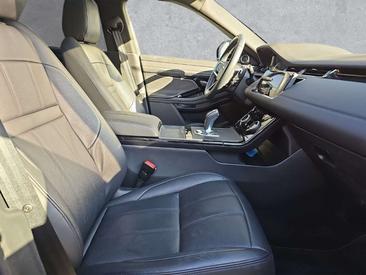 Land Rover Range Rover Evoque D200 AWD Aut. R-Dynamic SE — photo 3