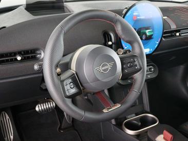 Mini Cooper JCW Cooper — photo 9