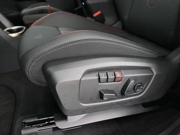 Mini Countryman JCW Cooper SE — photo 23