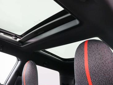 Mini Cooper JCW Cooper — photo 25