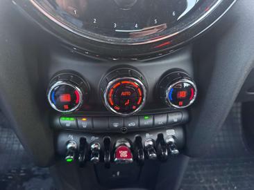 Mini Cabrio Classic Cooper — photo 16
