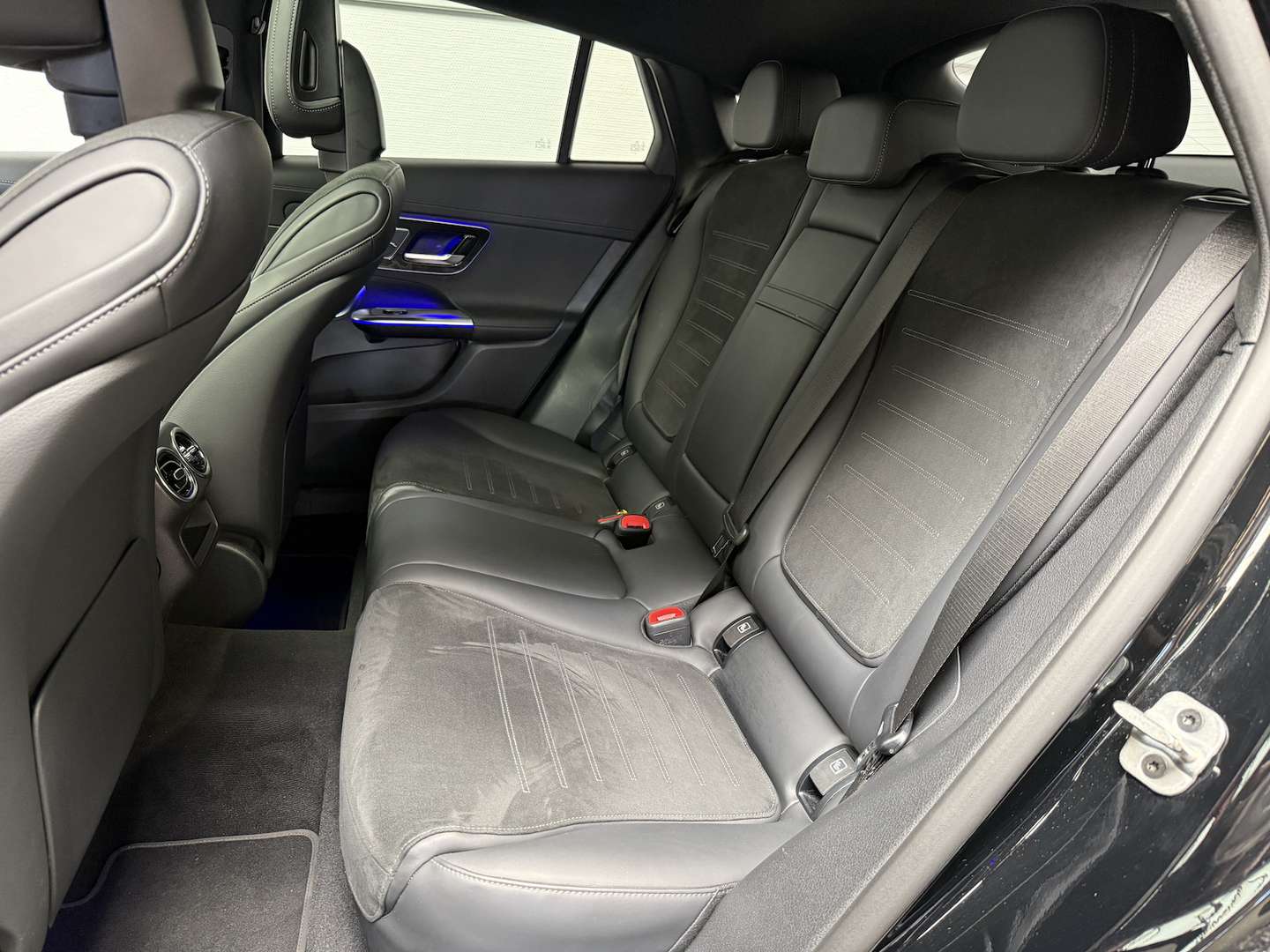 Mercedes GLC Coupé 300 Night Edition - 2025 - Joinsteer - #6