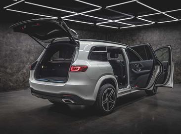Mercedes GLS 580 Night Edition — photo 8