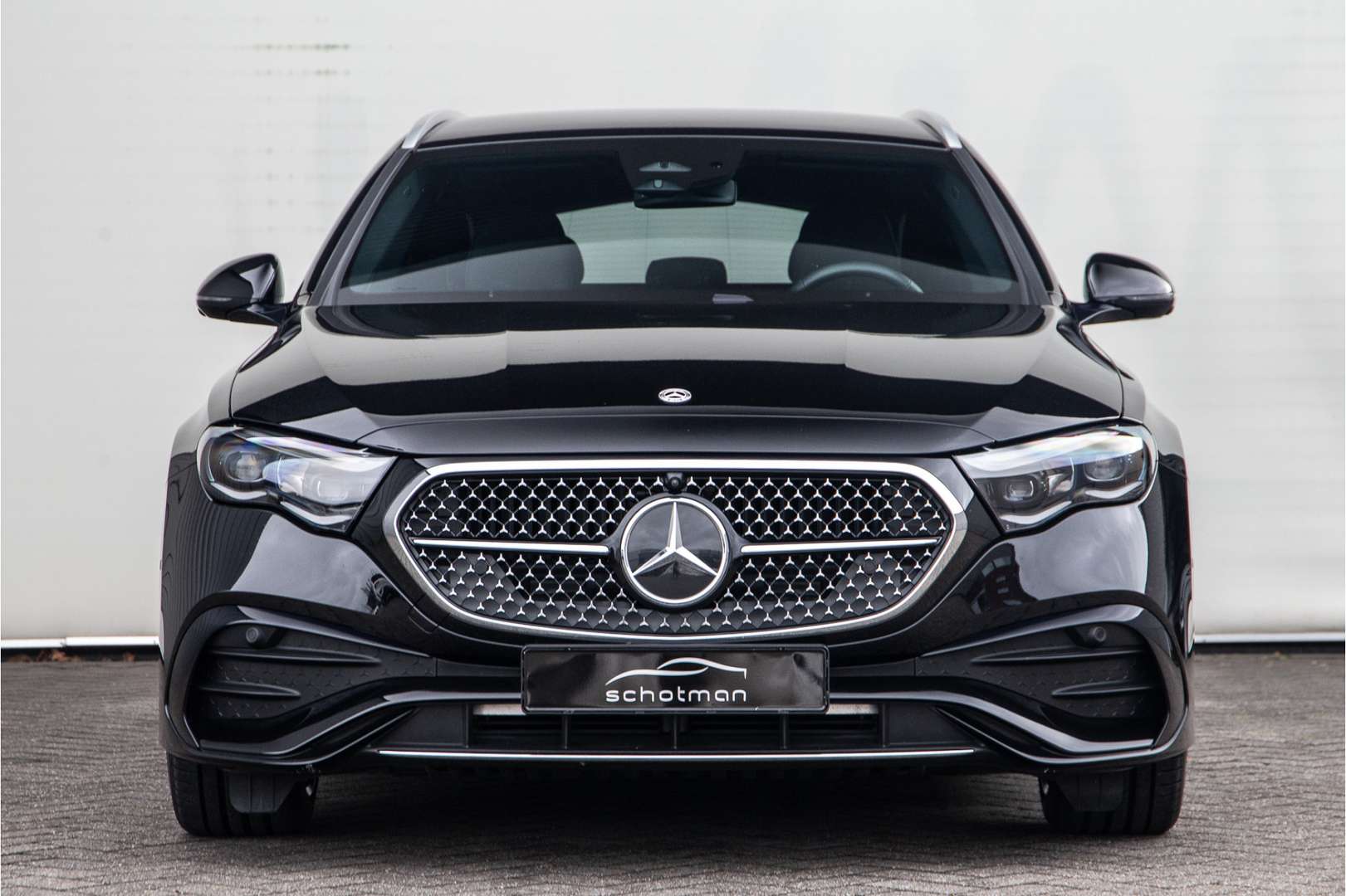 Mercedes Classe E Break 300 AMG Line - 2025 - Joinsteer - #3