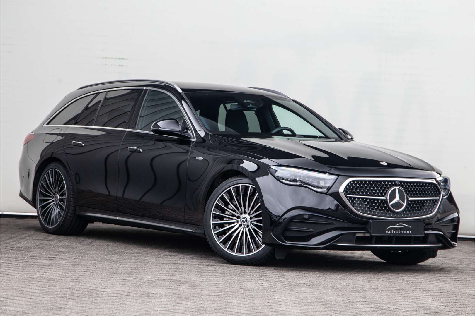 Mercedes Classe E Break 300 AMG Line - 2025 - Joinsteer - #8