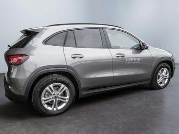 Mercedes GLA 200 Night Edition — photo 2