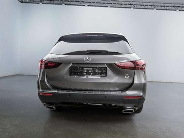 Mercedes GLA 200 Night Edition — photo 3