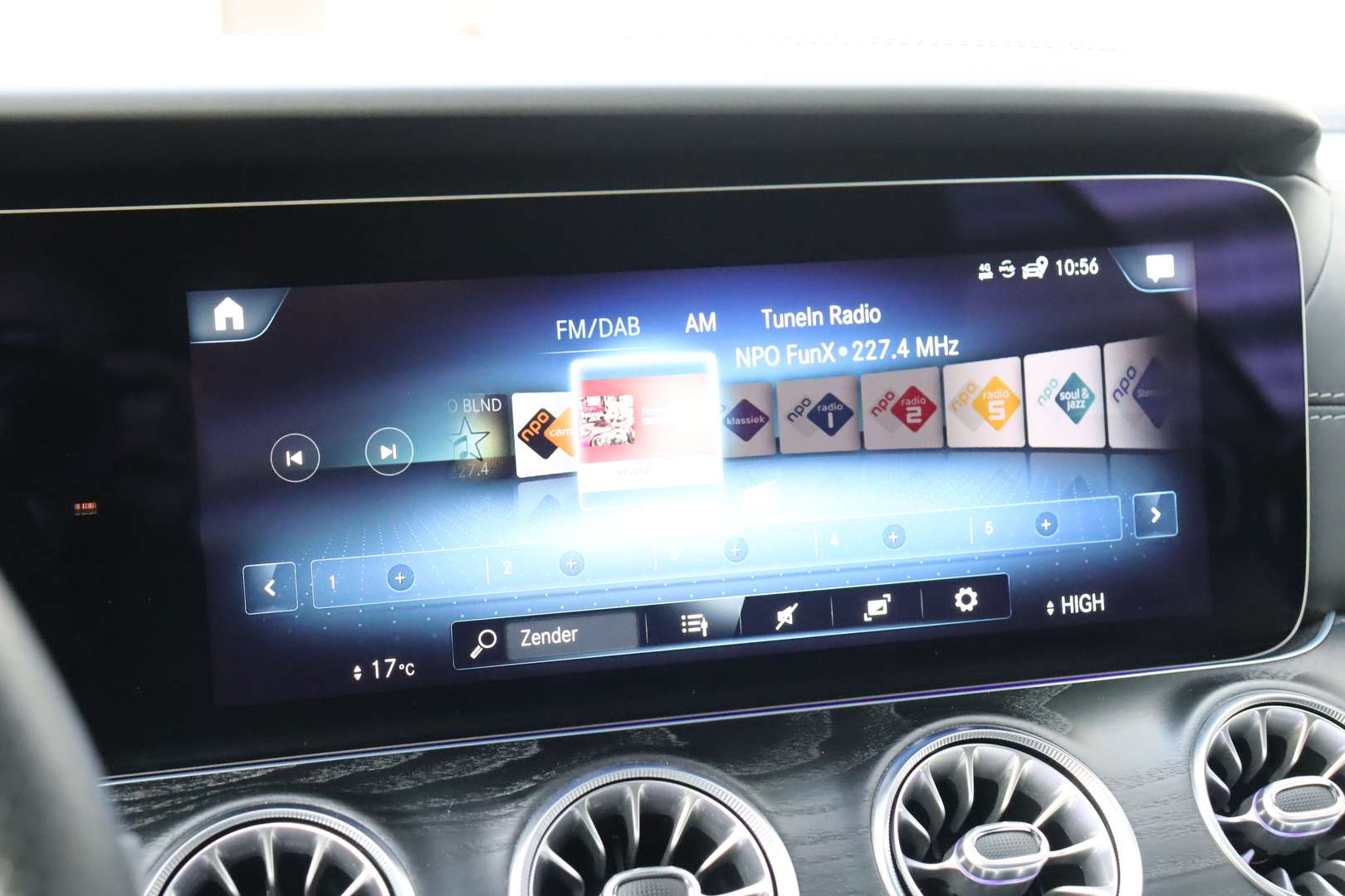 Mercedes Classe E Coupé 200 AMG Line - 2022 - Joinsteer - #39