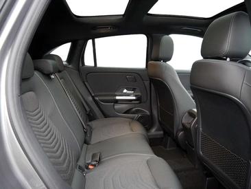 Mercedes GLA 200 Night Edition — photo 5