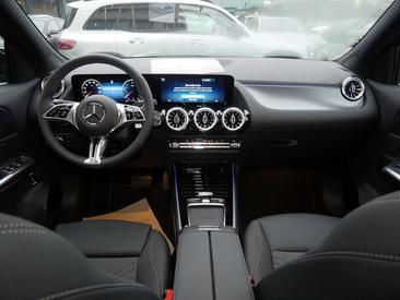 Mercedes GLA 200 Night Edition — photo 6