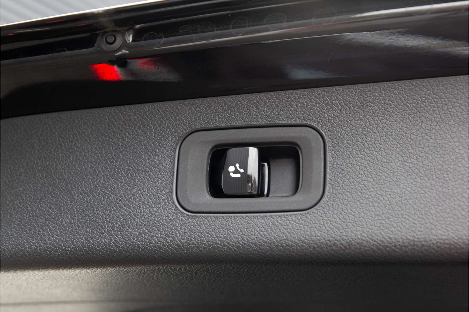 Mercedes Classe E Break 300 AMG Line - 2025 - Joinsteer - #35