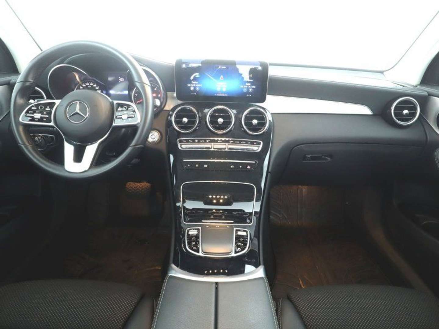 Mercedes GLC 220 Exclusive - 2022 - Joinsteer - #2