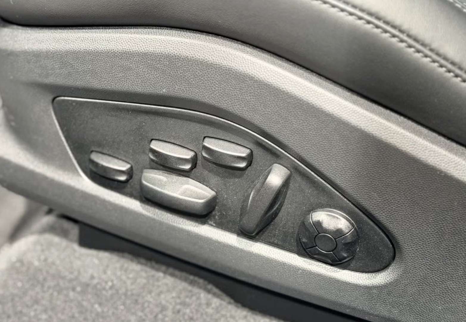 Porsche Macan Electrique Turbo - 2024 - Joinsteer - #16