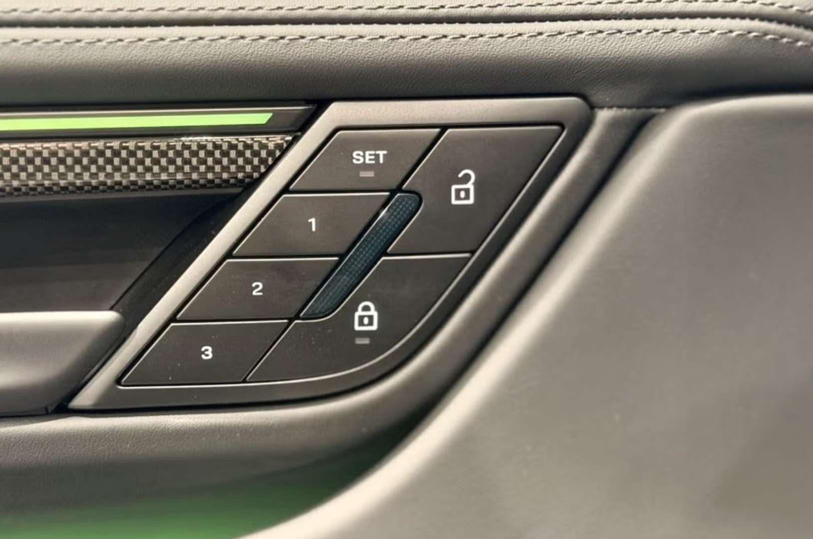 Porsche Macan Electrique Turbo - 2024 - Joinsteer - #22