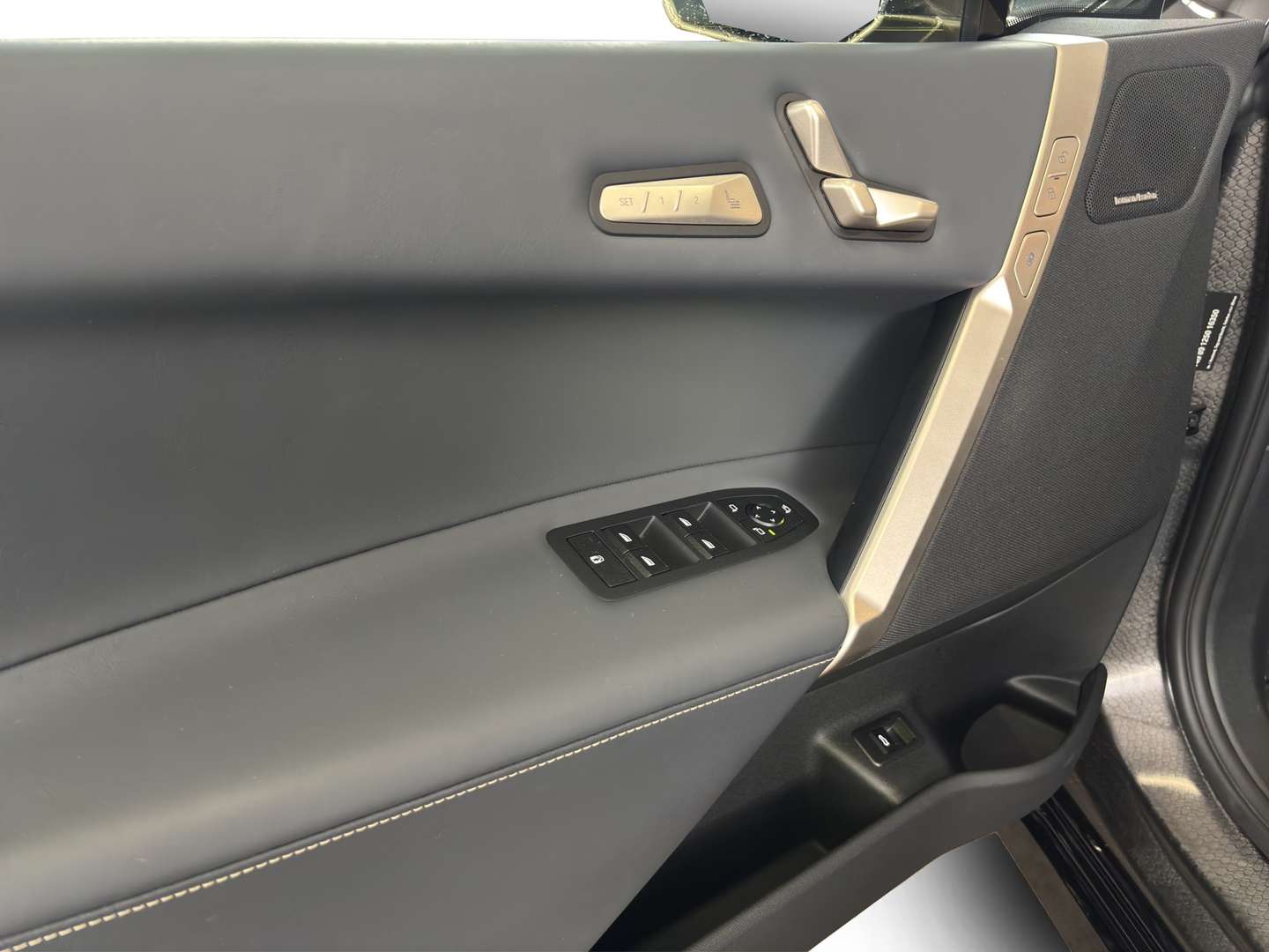 BMW IX Sport XDrive50 - 2023 - Joinsteer - #9