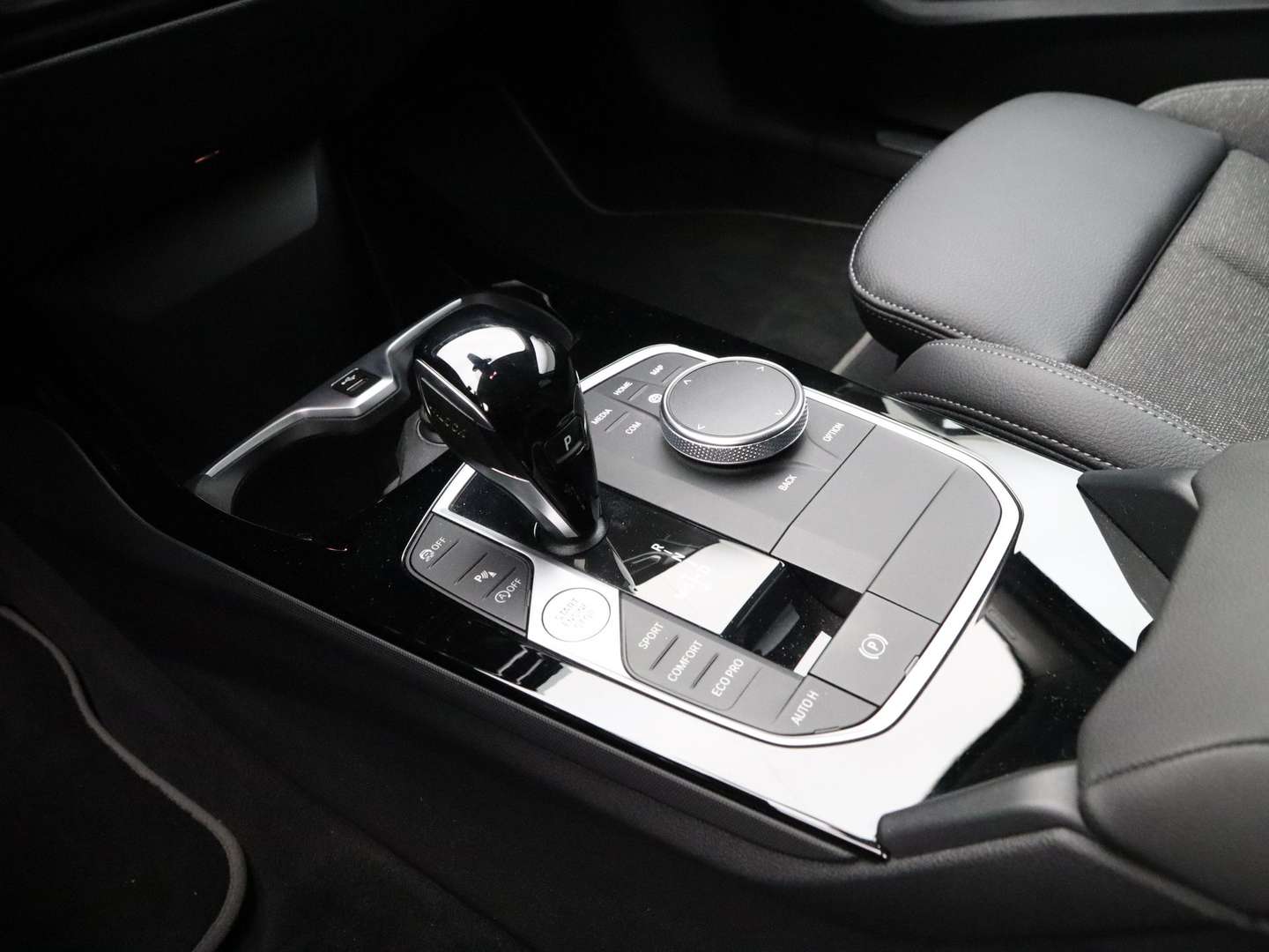 BMW Série 1 Business 118i - 2022 - Joinsteer - #16