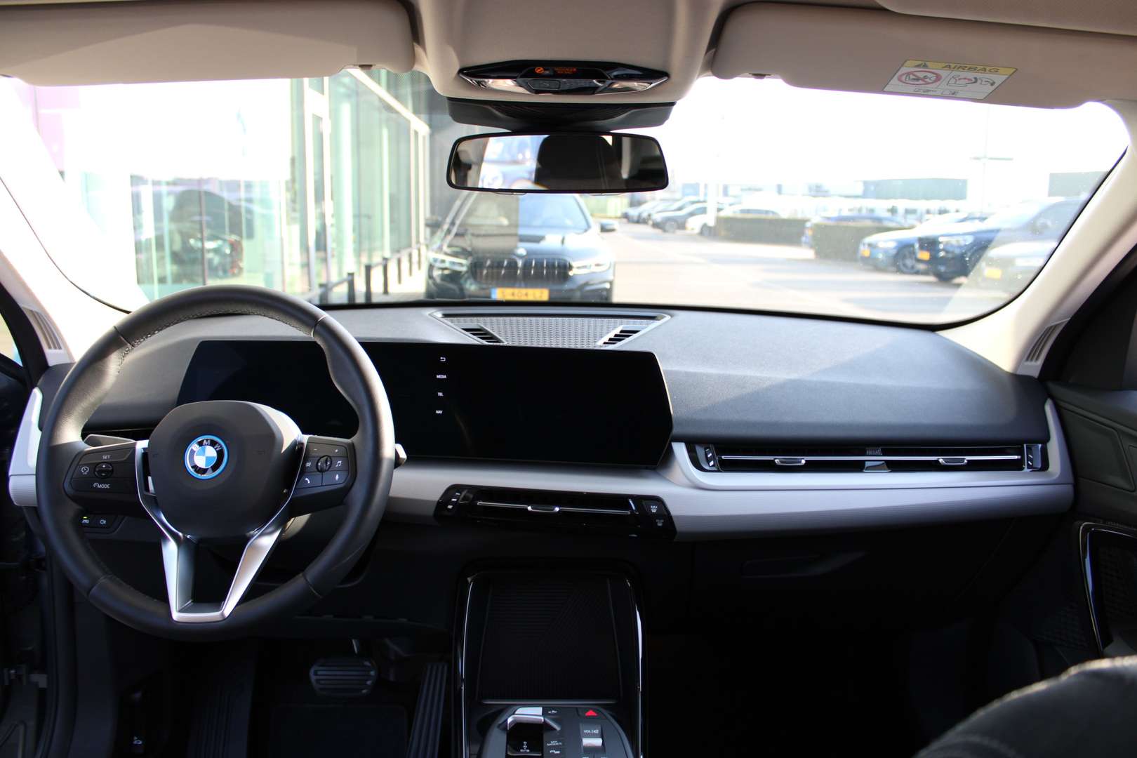 BMW IX2 EDrive20 - 2025 - Joinsteer - #8