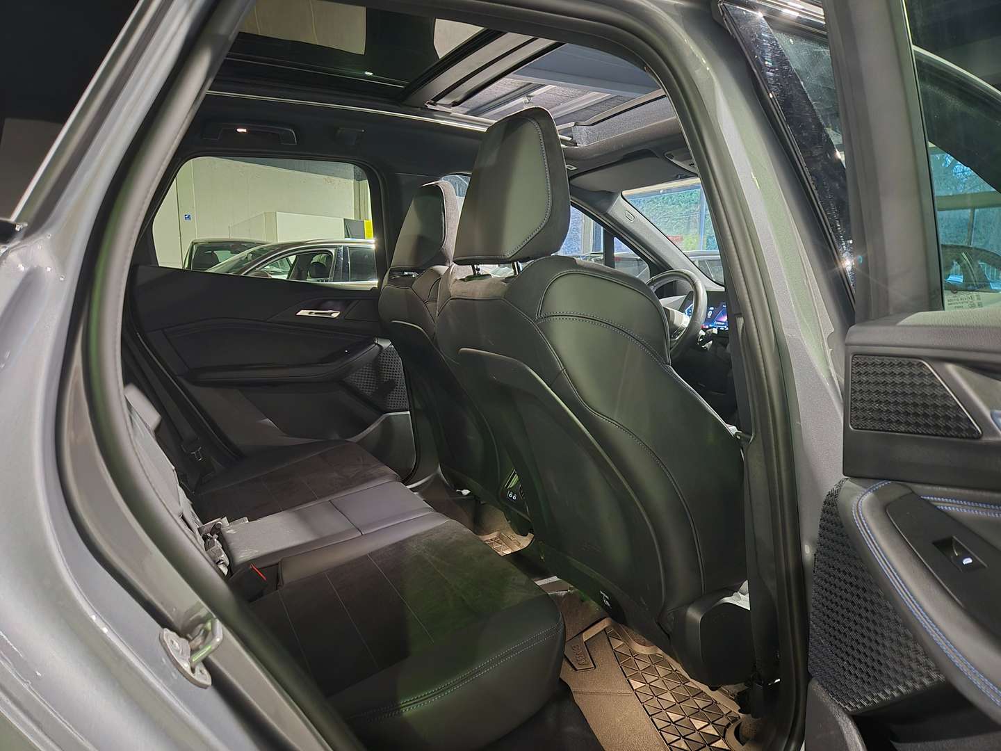 BMW 218 Active Tourer M Sport 218i - 2025 - Joinsteer - #12