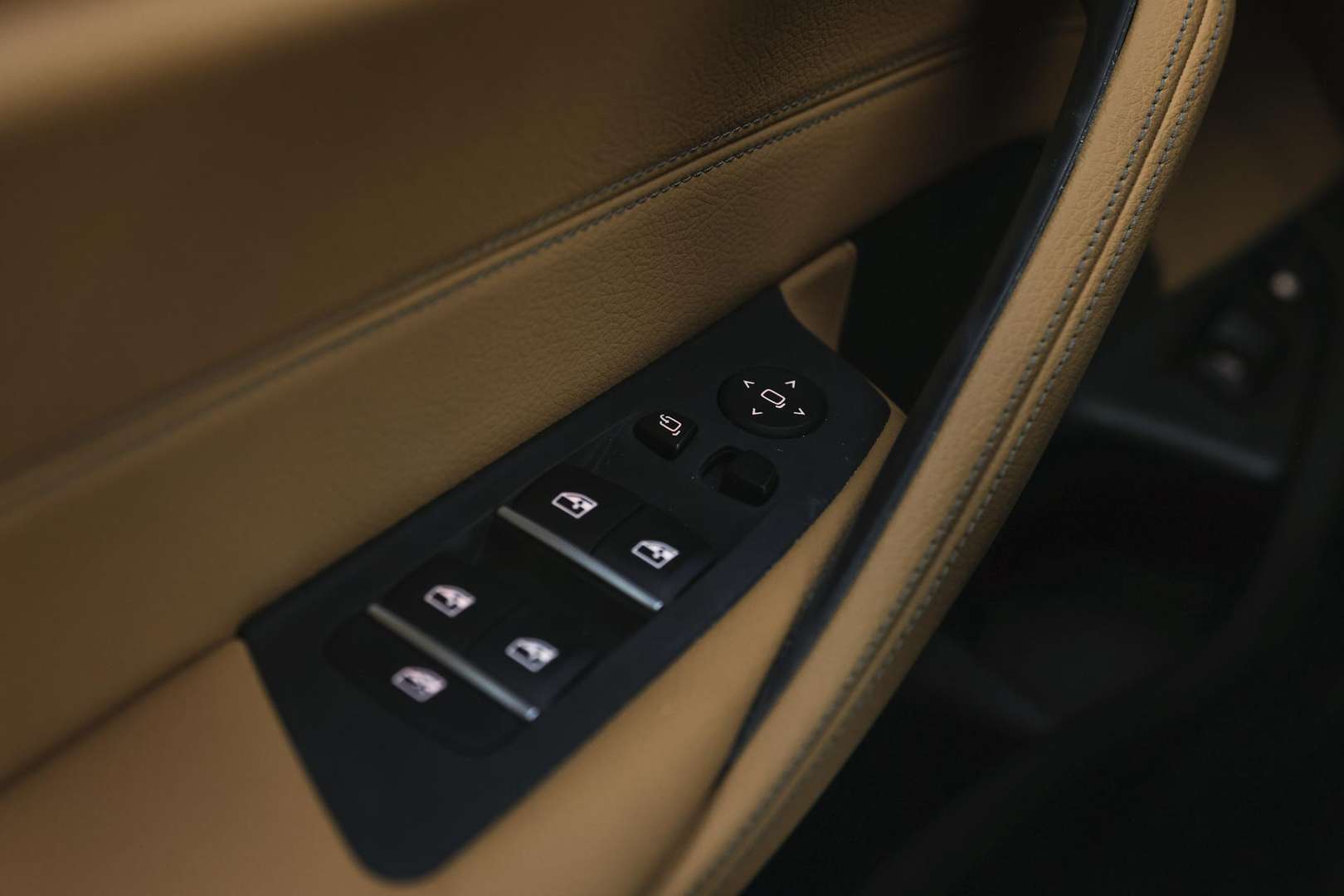 BMW Série 5 Touring M Sport 530e XDrive - 2023 - Joinsteer - #9