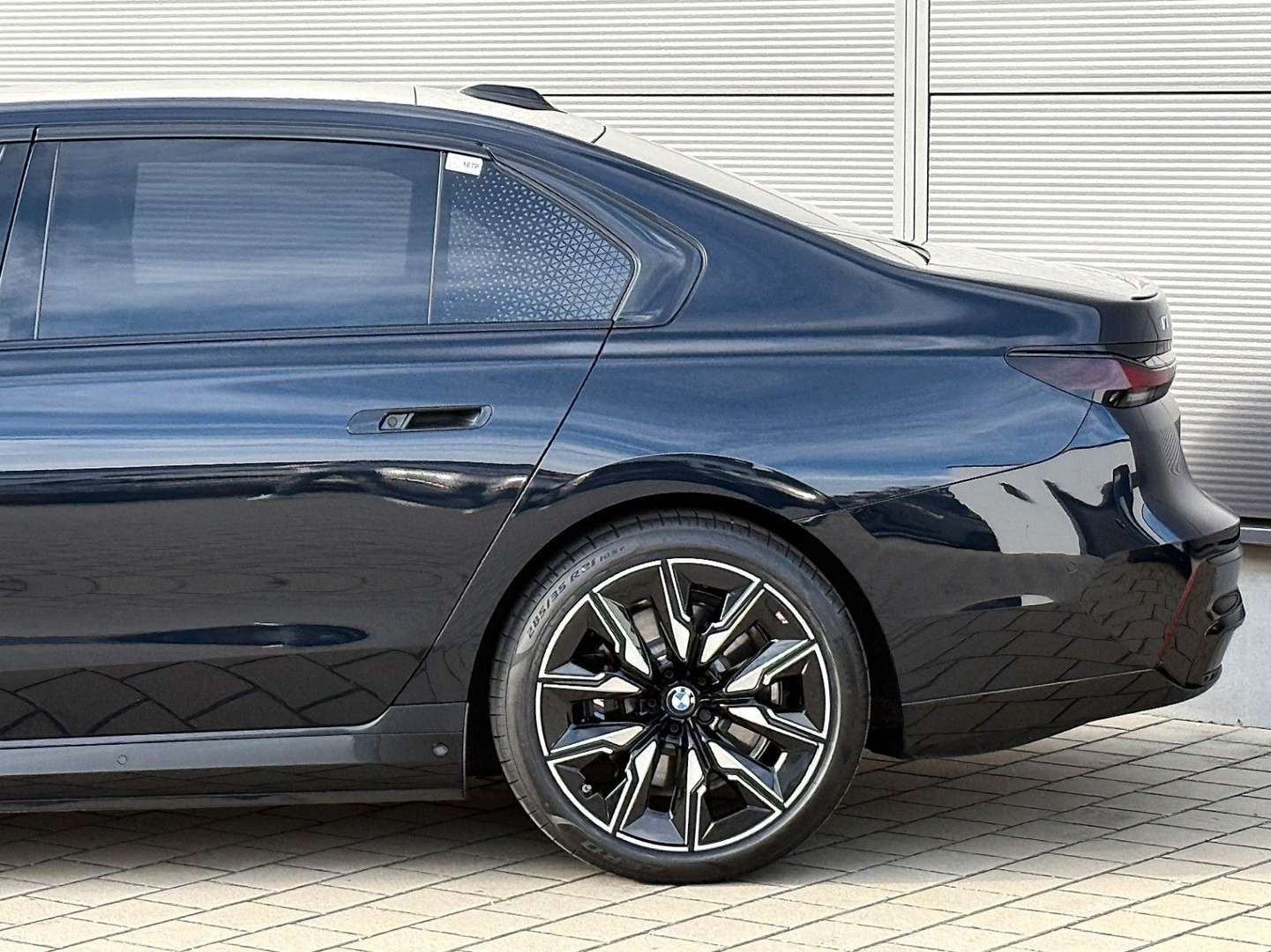 BMW I7 Lounge M70 - 2024 - Joinsteer - #11