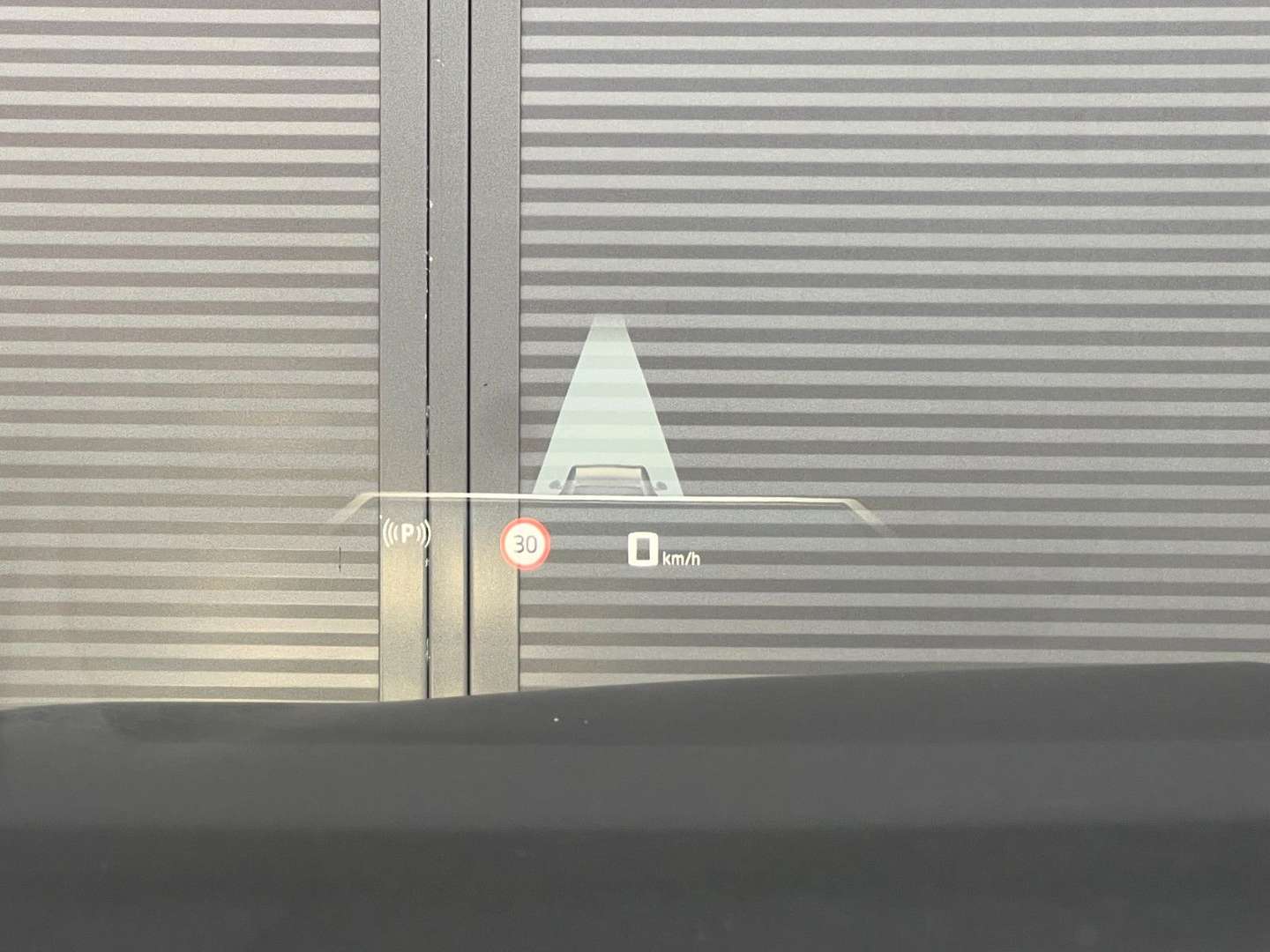 BMW I7 Lounge M70 - 2024 - Joinsteer - #20