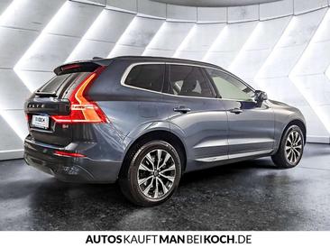Volvo XC60 B4 Core — photo 3