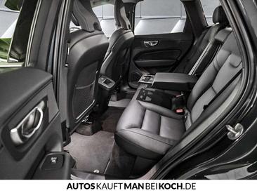 Volvo XC60 B4 Core — photo 6