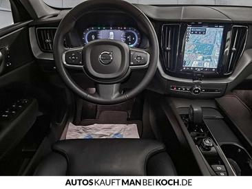 Volvo XC60 B4 Core — photo 8